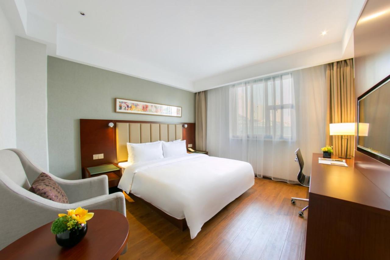 Yitel Hotel Sanghaj Kültér fotó